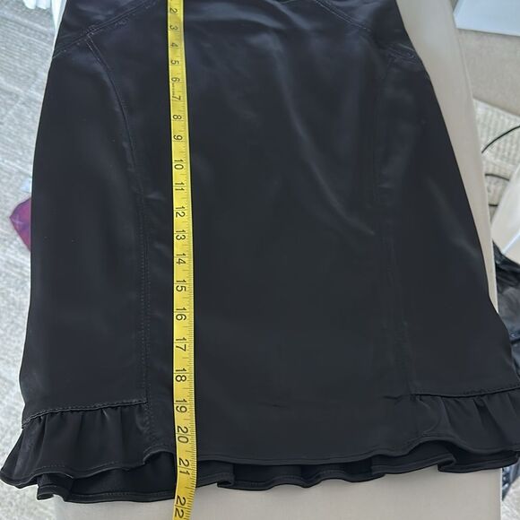 Y2K Bebe Black Ruffle Hem Skirt – Size 6, Made in USA, Vintage Clubwear - Picture 9 of 9